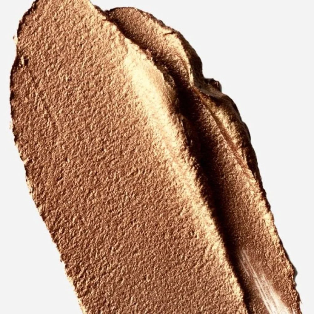 Rabanne Eyephoria Colorshot Metallic Liquid Eyeshadow in 62 Meteor Light -0.3 oz